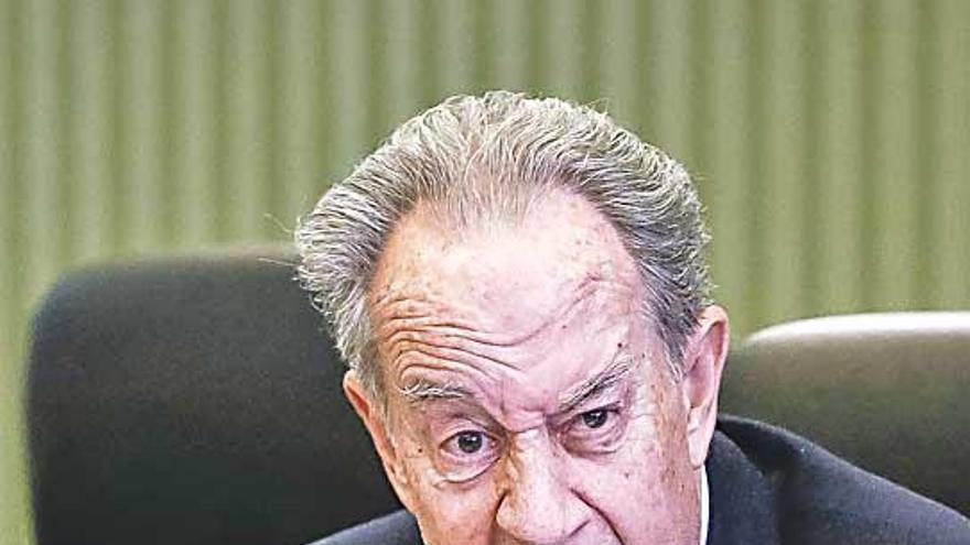 El juez Castro suspende la declaración de Villar Mir prevista para el lunes