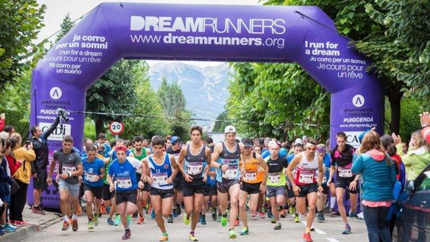 La sortida d&#039;una de les edicions anteriors de la cursa Dream Runners de Puigcerdà, al parc de l&#039;Estany