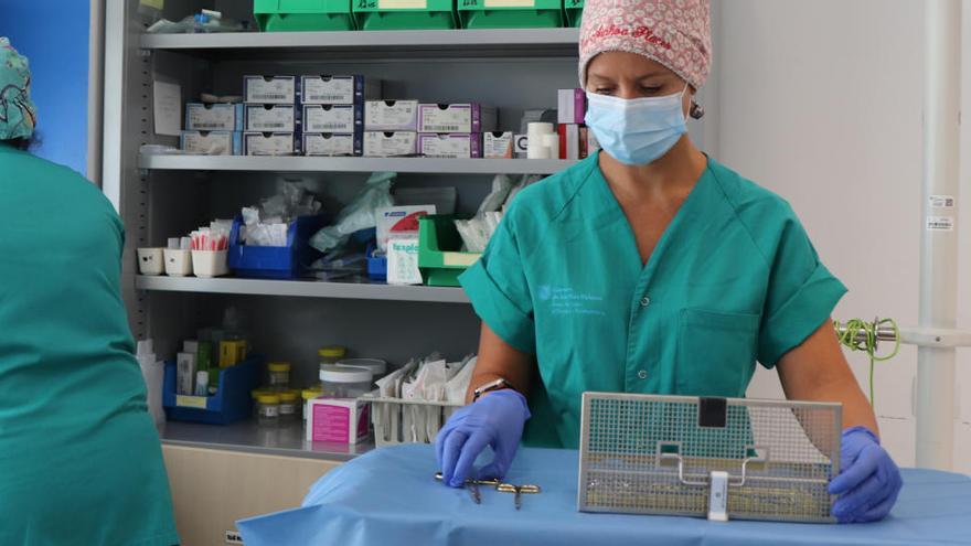 Cirugía plástica del hospital de Ibiza atiende a 200 mujeres por cáncer de mama en un año