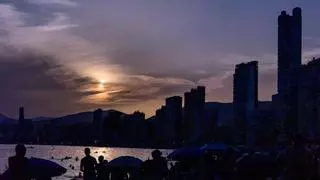 Más tinieblas que eclipse en Alicante