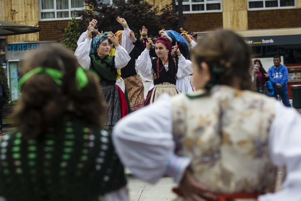 La Federación de Asociaciones de Integración Multicultural de Asturias celebra el Día de la Hispanidad