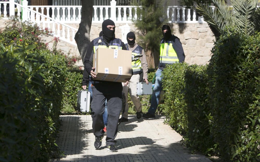 La Policía detiene a una yihadista en Alicante