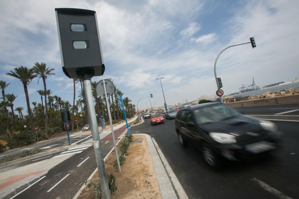 Alicante ya tiene radares en la avenida de Elche