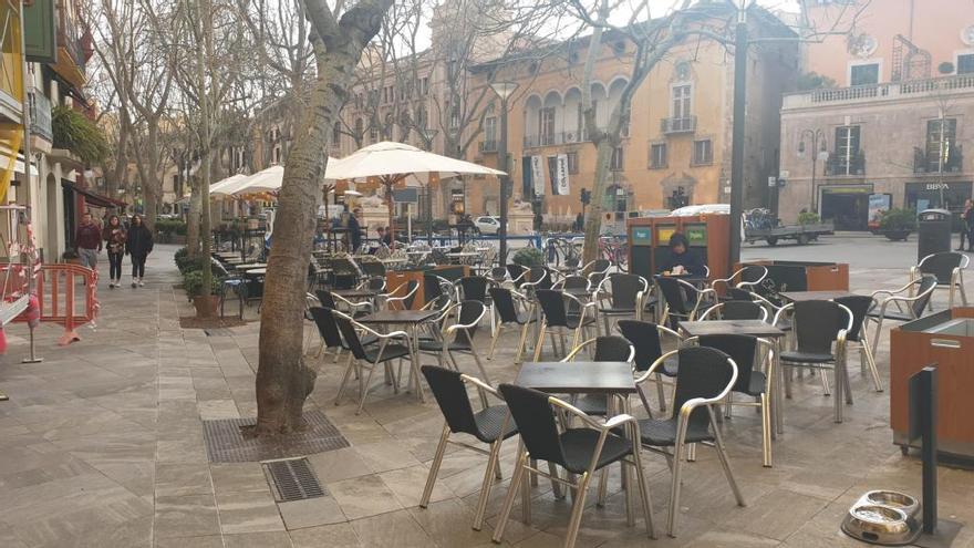 Aspecto actual de la plaza Joan Carles I