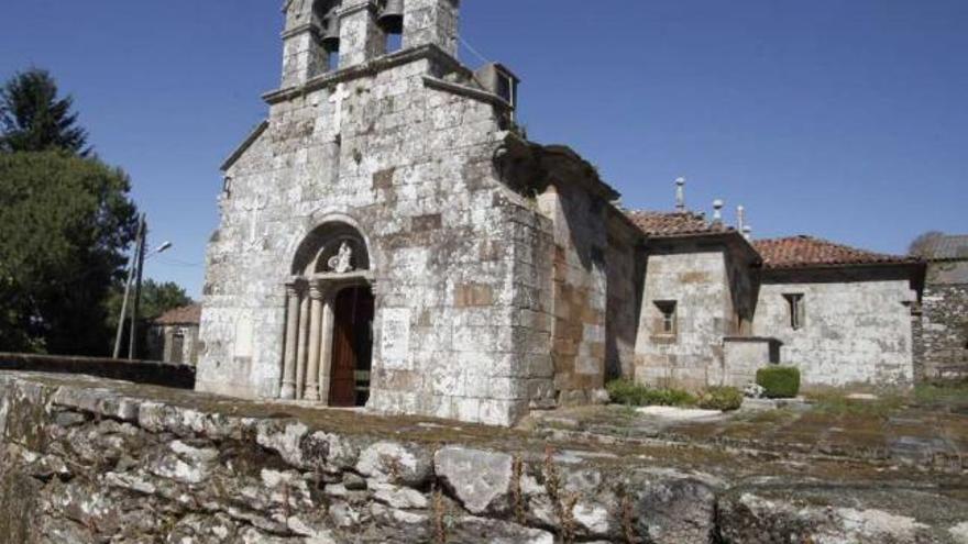 Iglesia de la parroquia de Donramiro.  // Bernabé/Gutier