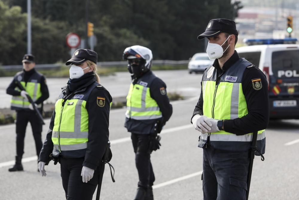 Saúl Craviotto, con la Policia Nacional