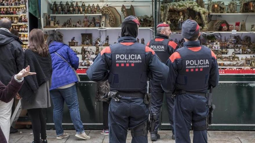 Muere un hombre apuñalado en plena calle