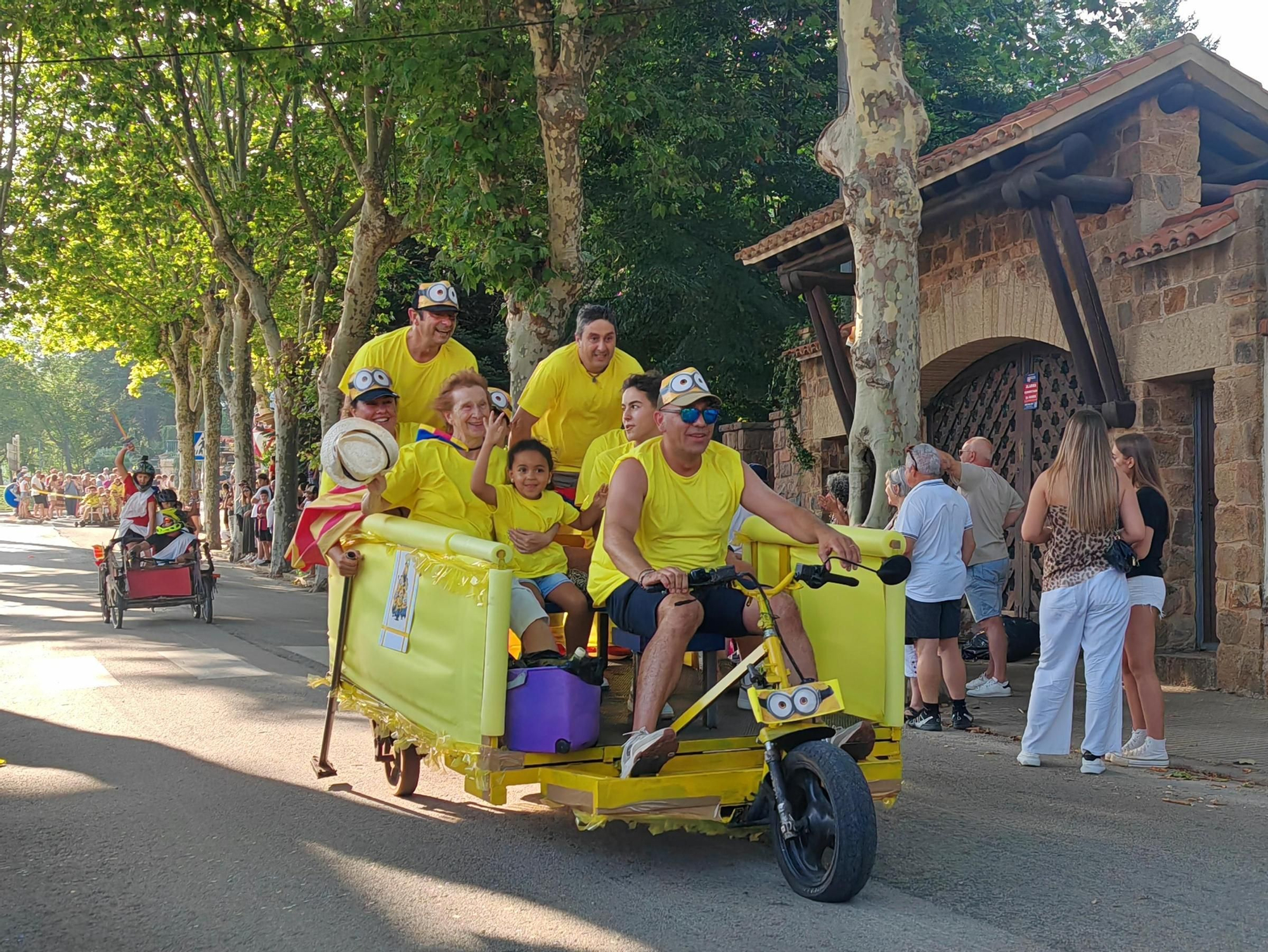 Les millors imatges de la 41a edició de la Baixada de Carretons de Sant Hilari
