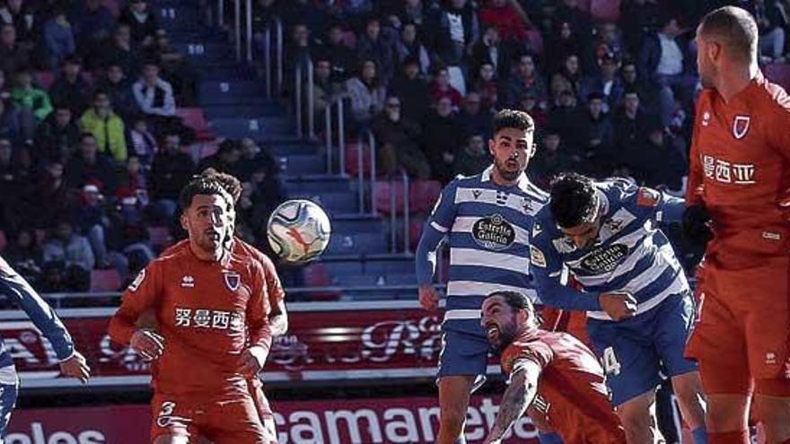 Imagen del partido de la campaña pasada entre el Numancia y el Deportivo en Los Pajaritos.