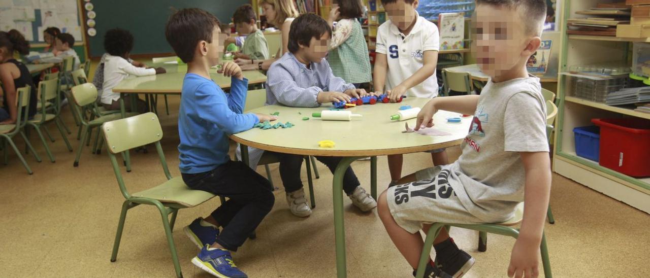 Primer día de clase 
en un colegio de Vigo, 
en el curso 2015/2016.  | // R. GROBAS