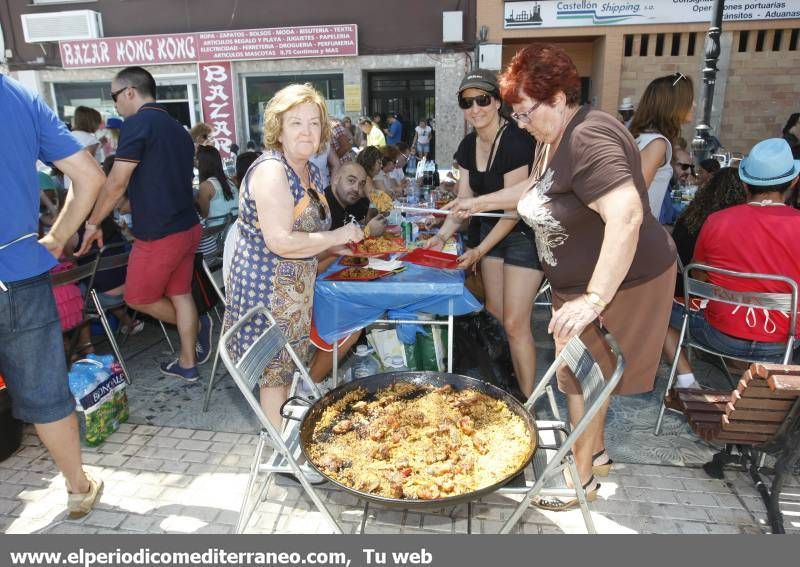 GALERÍA DE FOTOS - Día de las paellas en El Grao