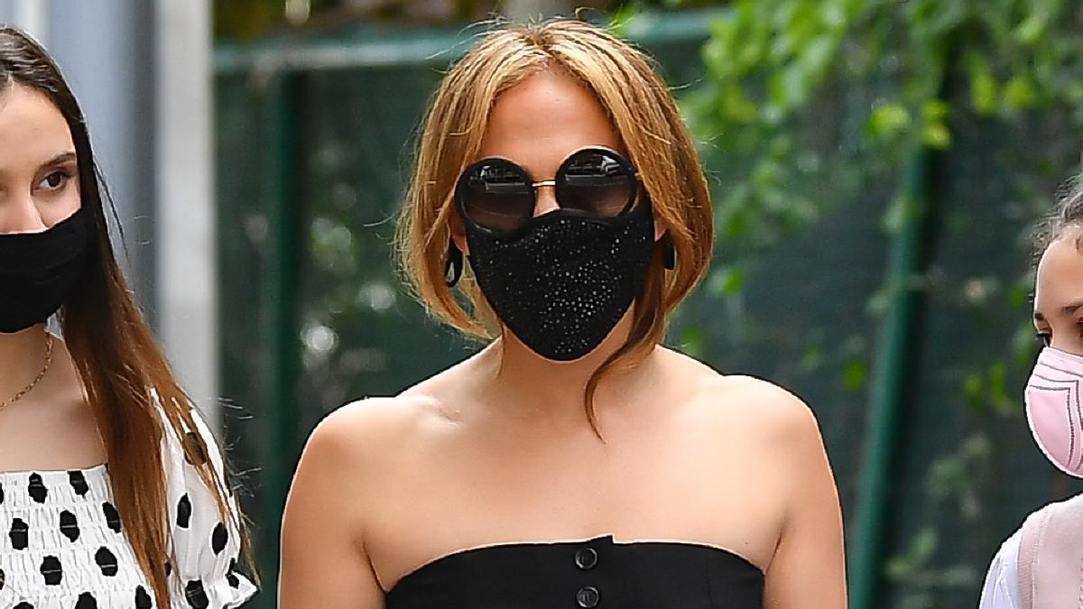 JLo, con un mono negro en Miami