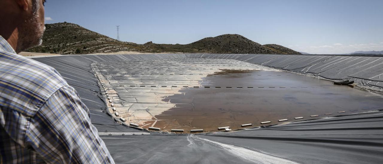 El embalse La Cuesta sigue cerrado tres meses después de acabar la obra