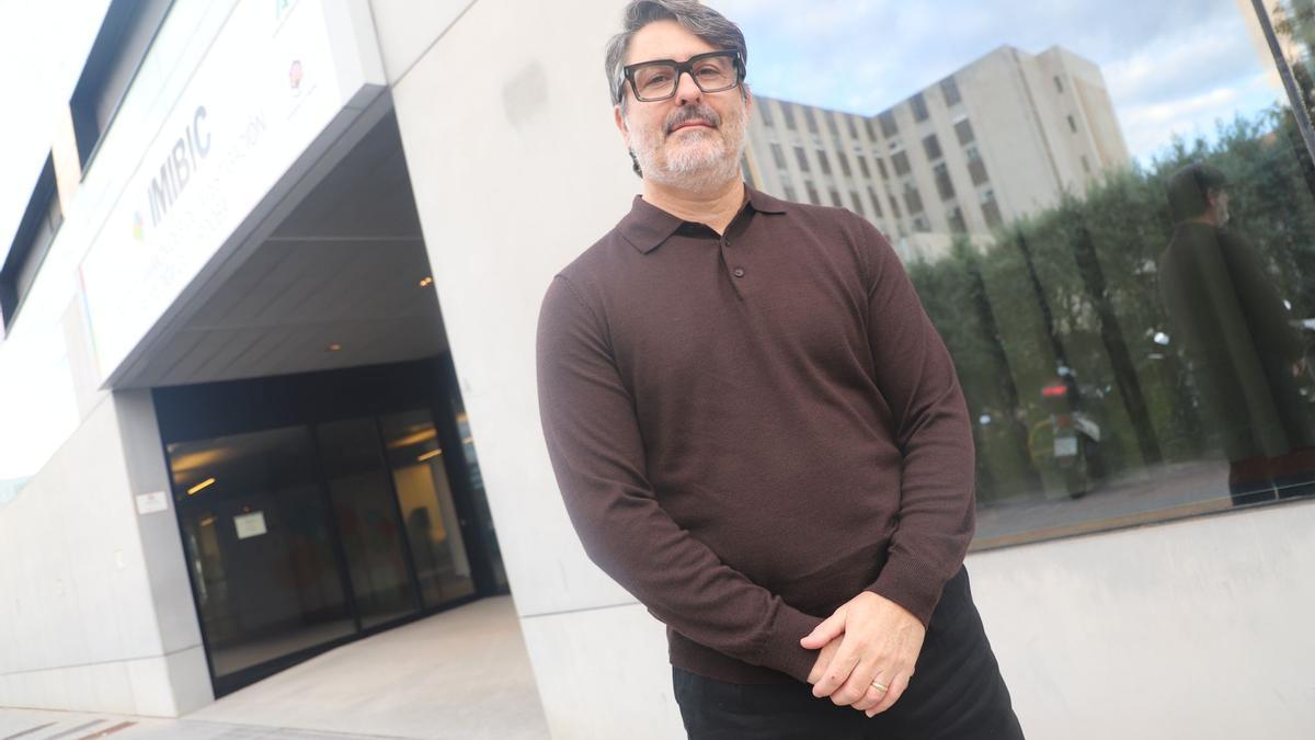 Juan Ruano, dermatólogo del hospital Reina Sofía e investigador del Imibic