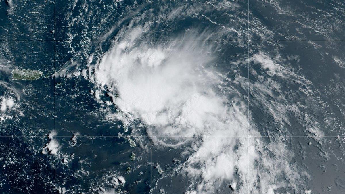 México pronostica llegada de tormenta tropical a península de Yucatán