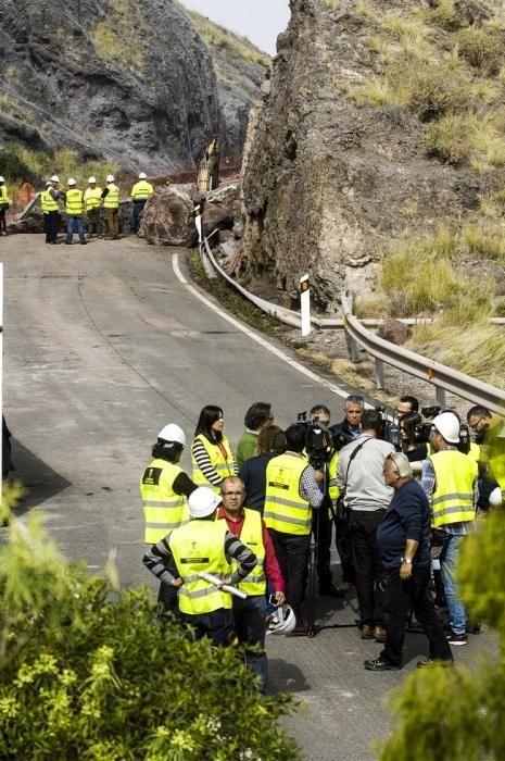 VISITA OBRAS REPARACION CARRETERA AGAETE LA ALDEA