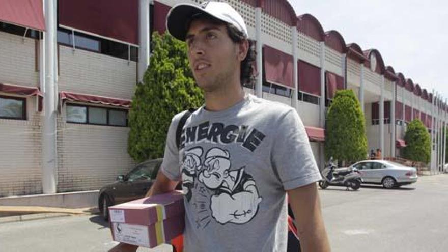 Dani Parejo, ayer a su llegada a la Ciudad Deportiva de Paterna.