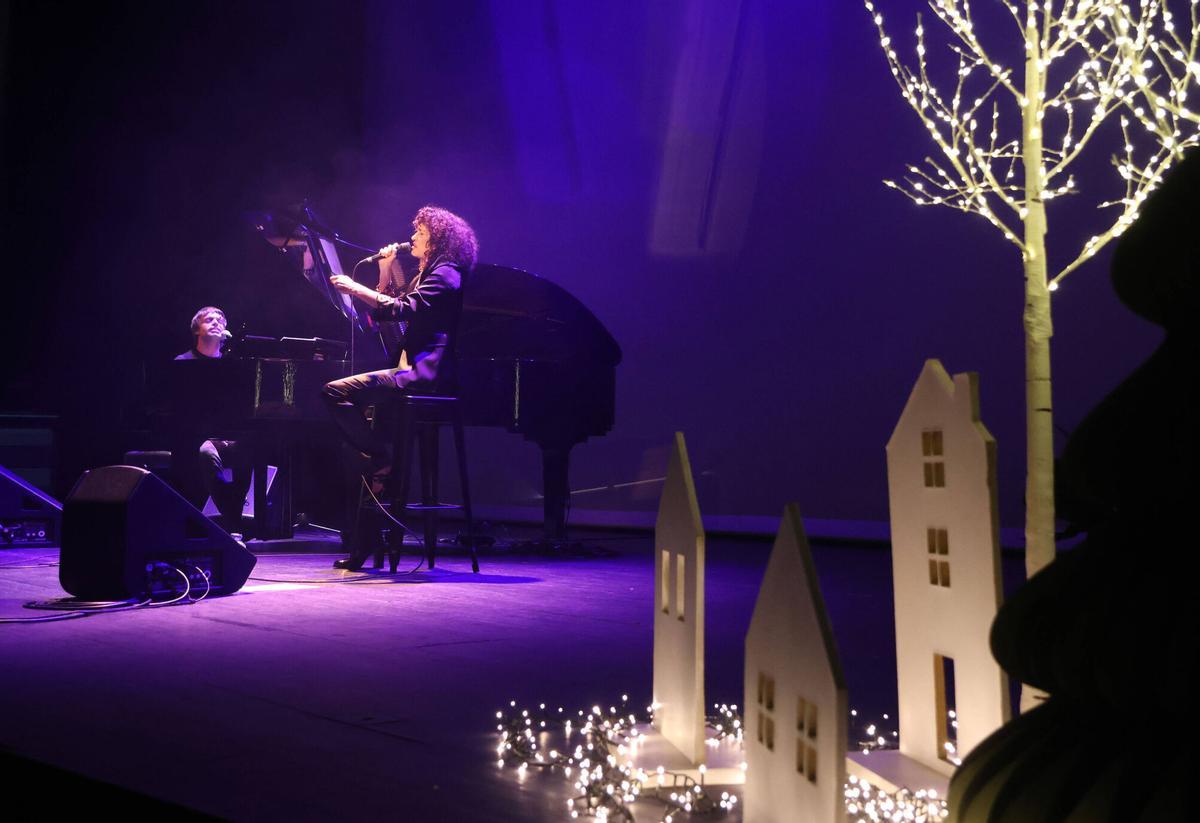 El Concert de Nadal solidari d'Ampans, en imatges