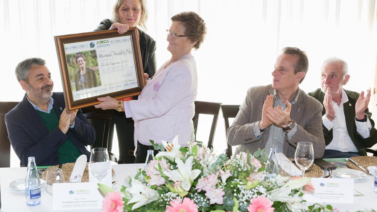 AMCA ha homenajeado a Maximina Fernández Vega