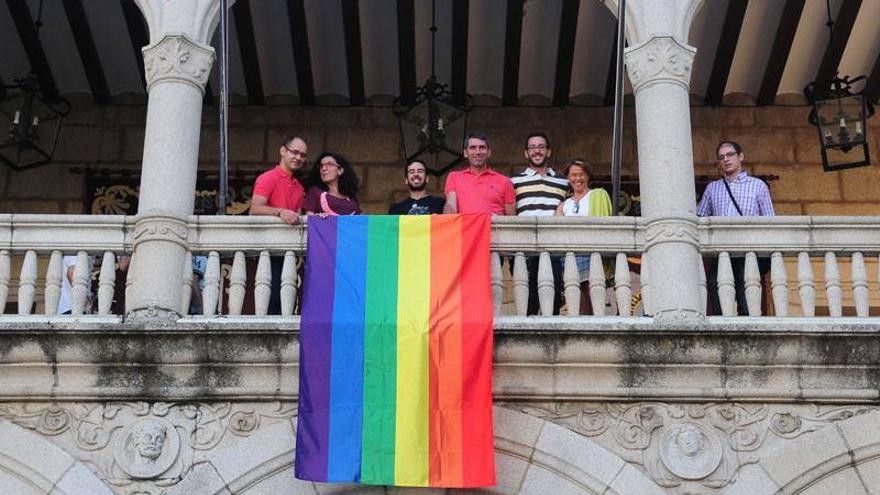 &quot;La ciudad se muestra cada vez más abierta al colectivo LGBT&quot;