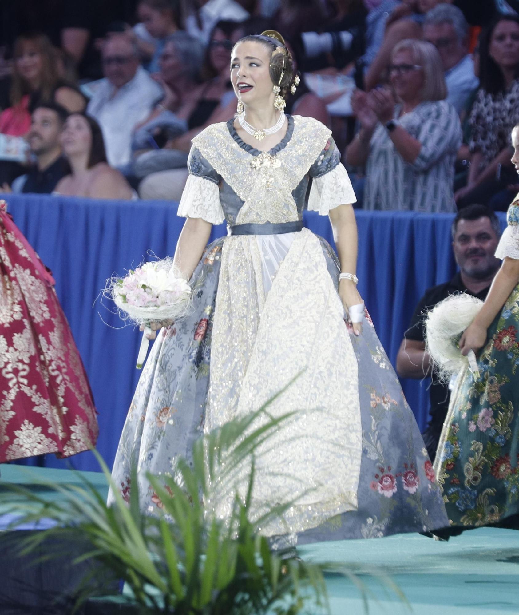 La reacción de las falleras elegidas al escuchar sus nombres