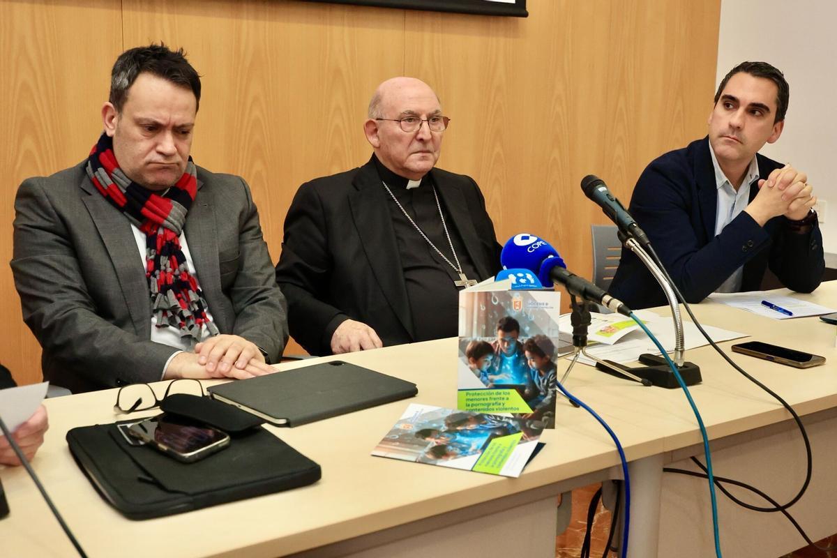 17/02/2026. Castellon. OBISPO PRESENTA UN DOCUMENTO PARA PROTEGER A LOS MENORES FRENTE A LA PORNOGRAFÍA Y LA VIOLENCIA A las 10.15 horas en la Casa Sacerdotal Familia de Nazaret (Plaza del Bisbe Pont i Gol, 3.
