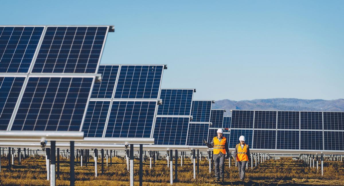 Los paneles solares desprenden residuos tóxicos, según los negacionistas
