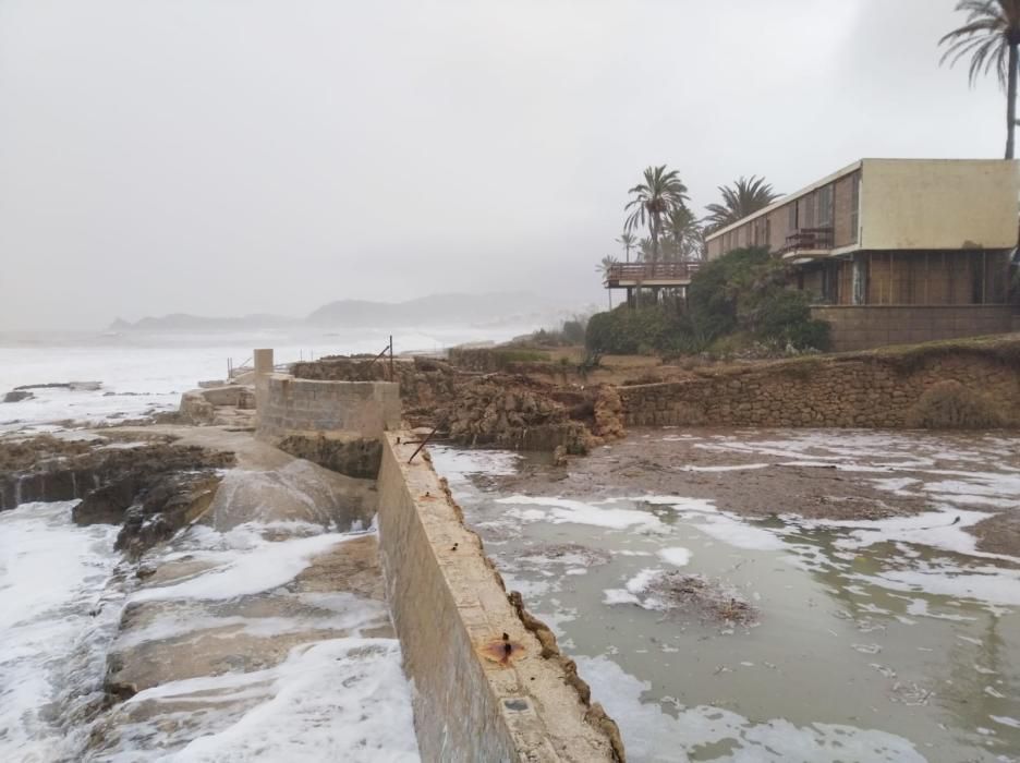 "Gloria" ha arrasado con el litoral del norte de Alicante