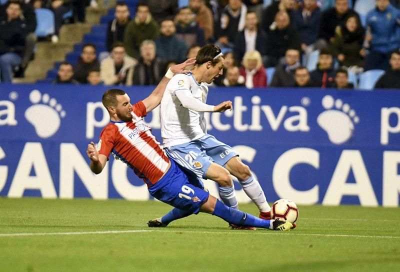 El Real Zaragoza vence al Sporting