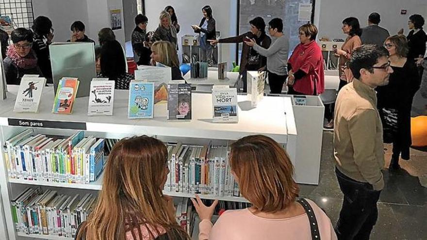 Solsona acull una jornada amb una vintena de professionals de les biblioteques de Lleida