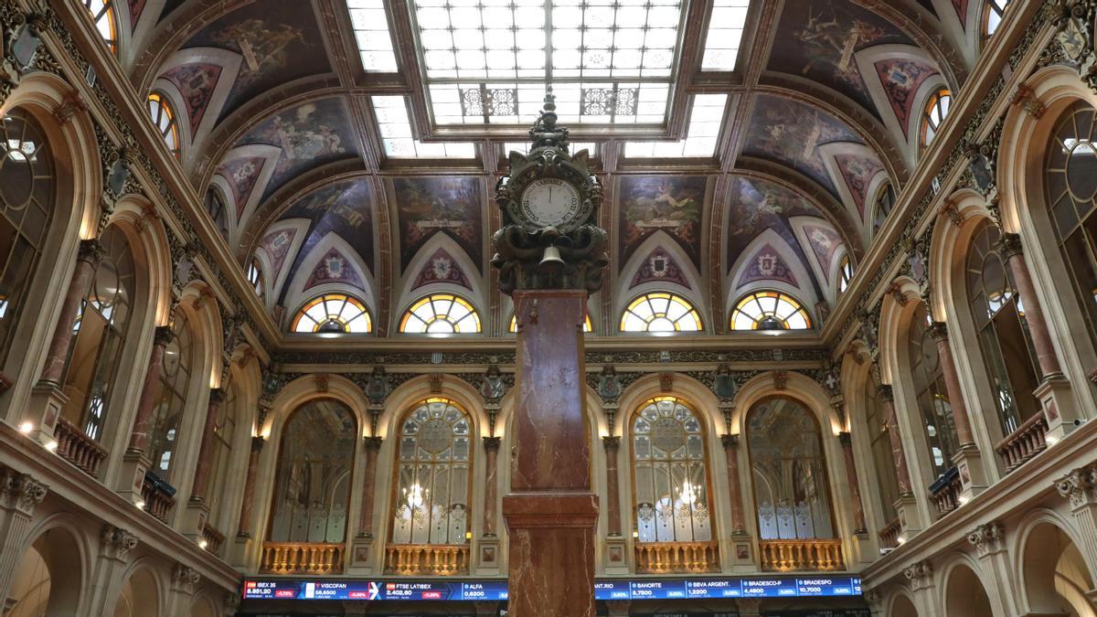 Interior del Palacio de la Bolsa de Madrid.