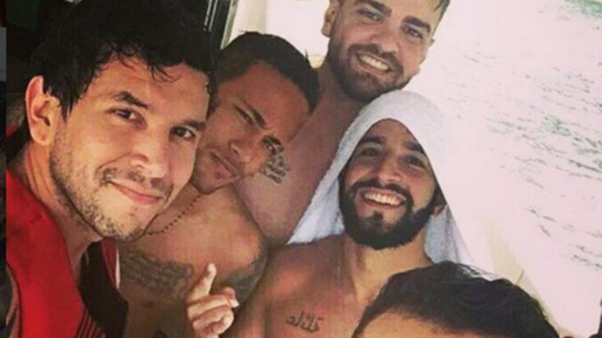 Neymar y sus amigos en Guaruja