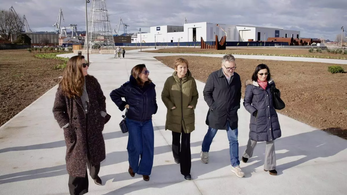 El Natahoyo crece hacia el mar: el paseo de Naval Azul ya está abierto a todo Gijón