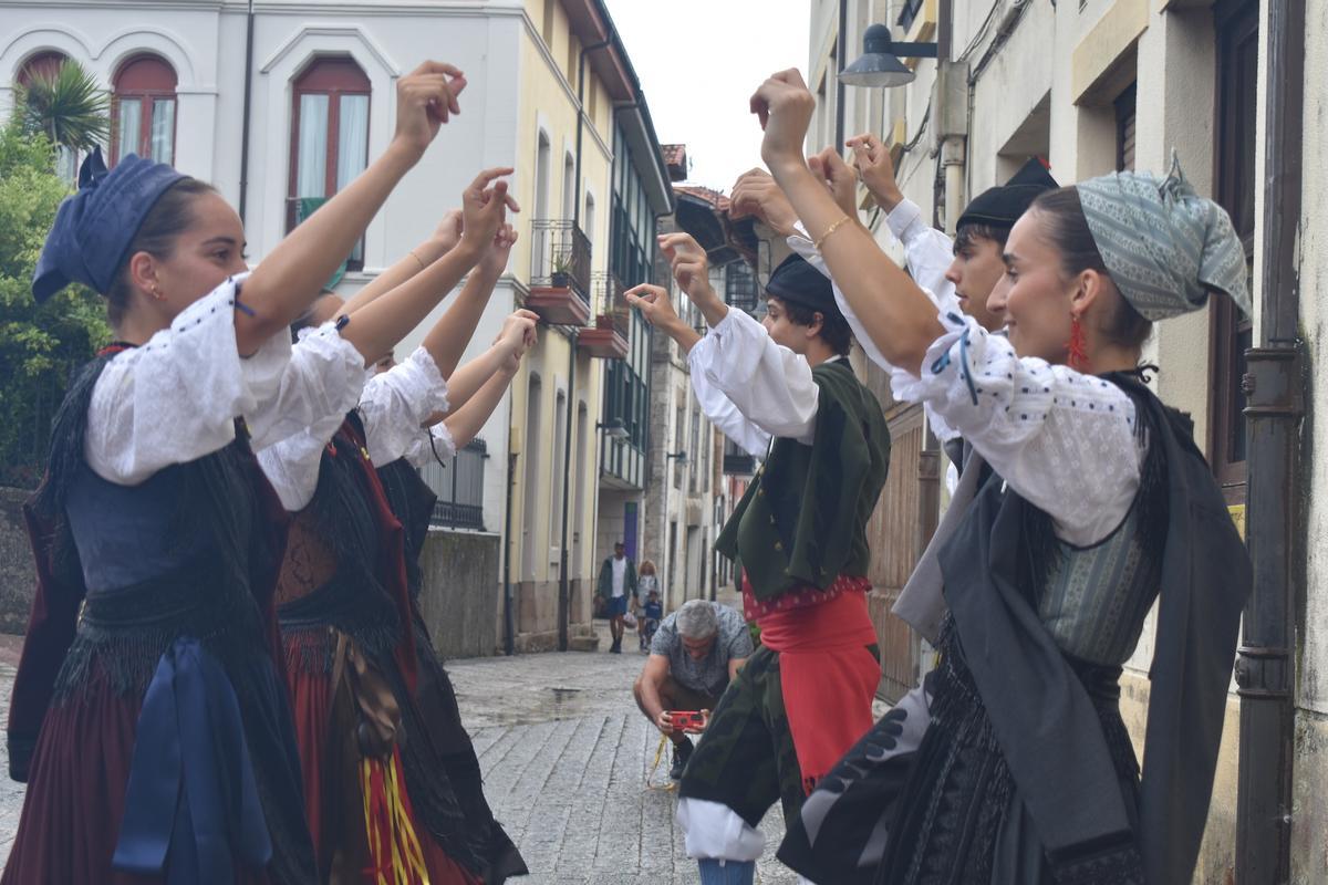 Llanes celebra el día grande de las fiestas de San Roque Llanes celebra el día grande de las fiestas de San Roque