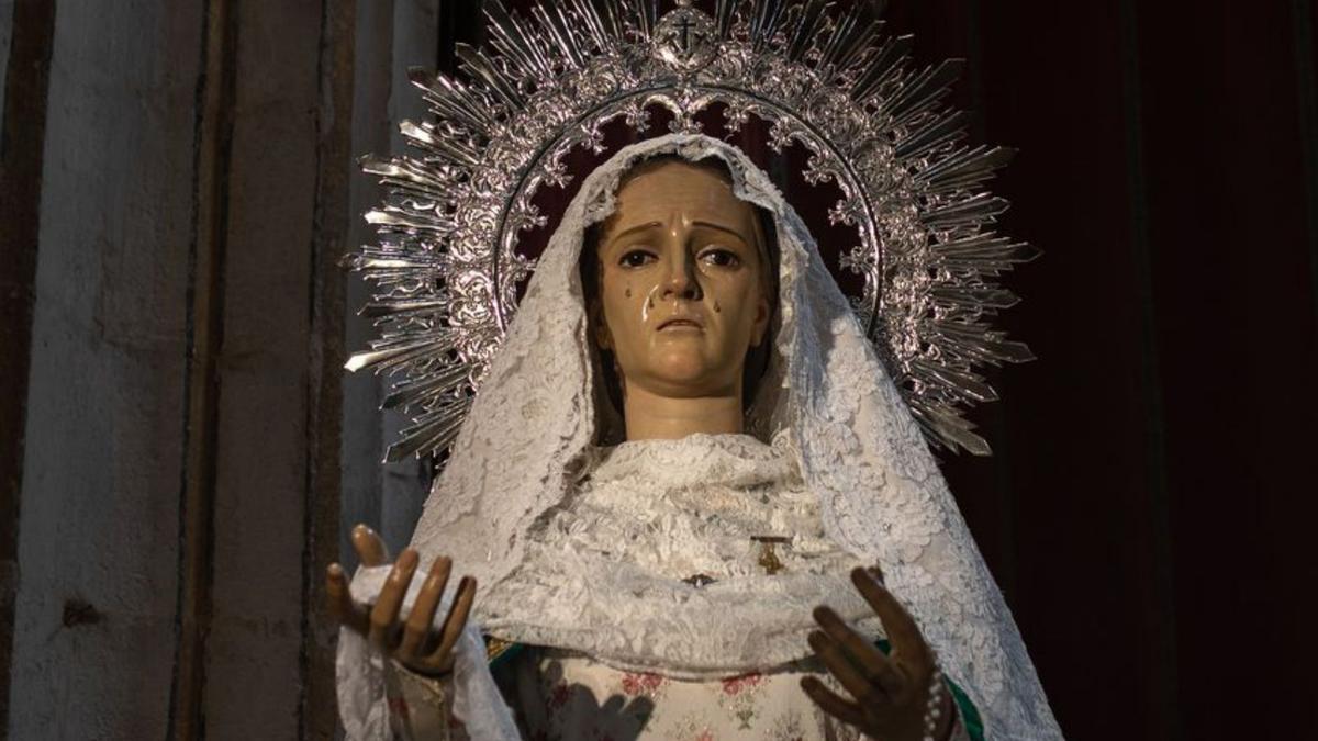 La Virgen de la Esperanza, restaurada | |  E. F.