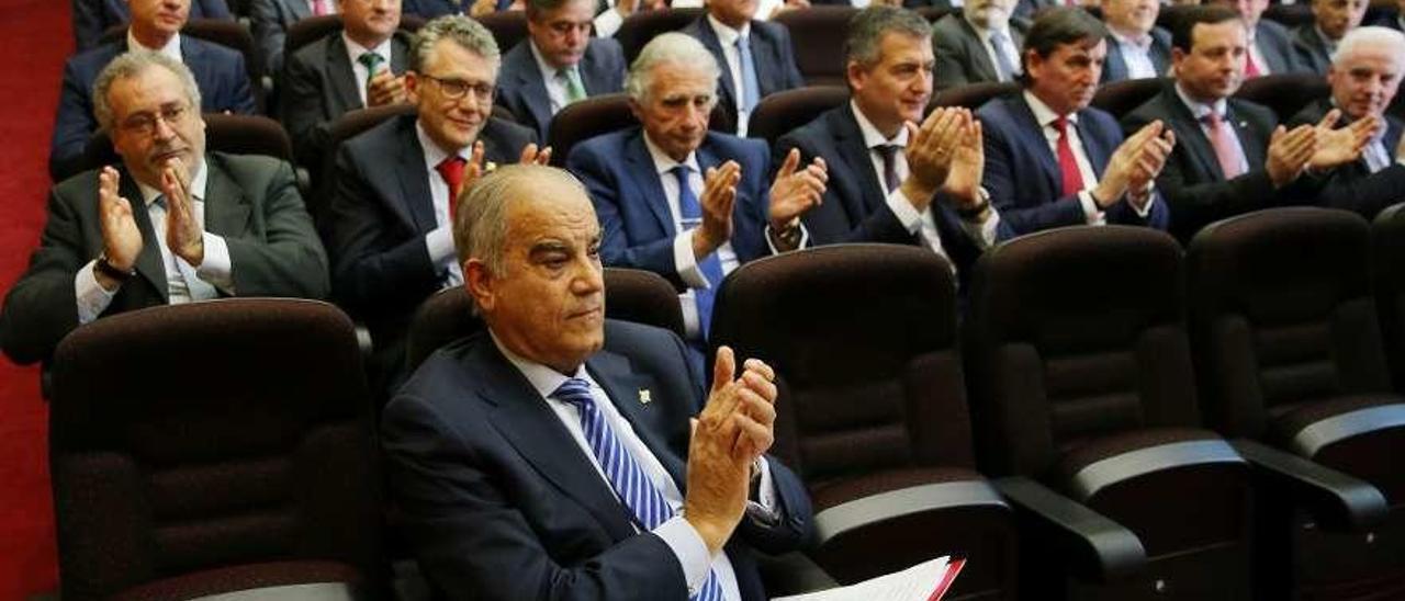 El presidente de la Cámara, José García Costas, el día de su reelección, el pasado abril. // Marta G. Brea