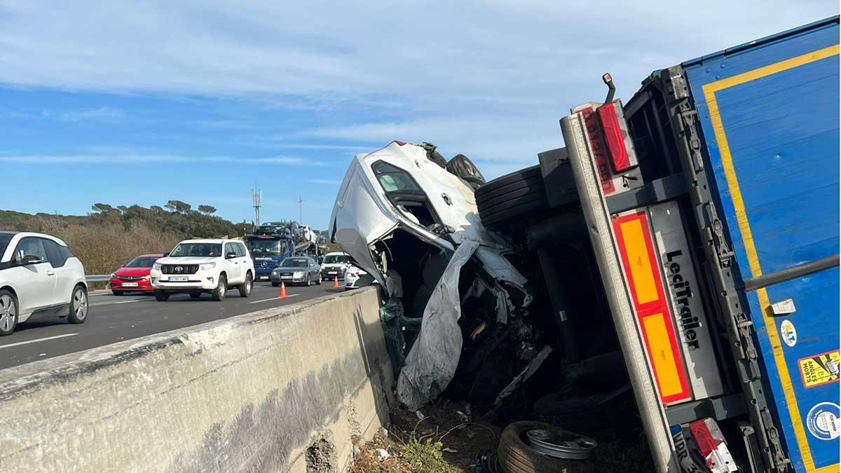 Accidente sin víctimas mortales en la AP-7, el 22 de febrero de 2022