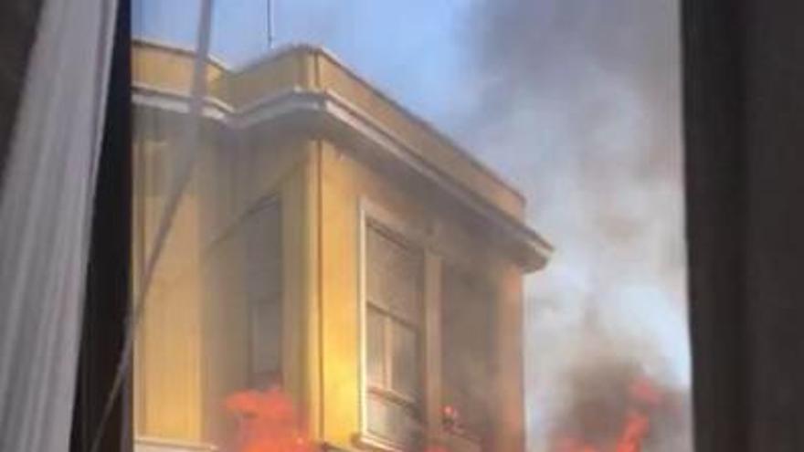 Dos fallecidos en un incendio en una vivienda en Alicante