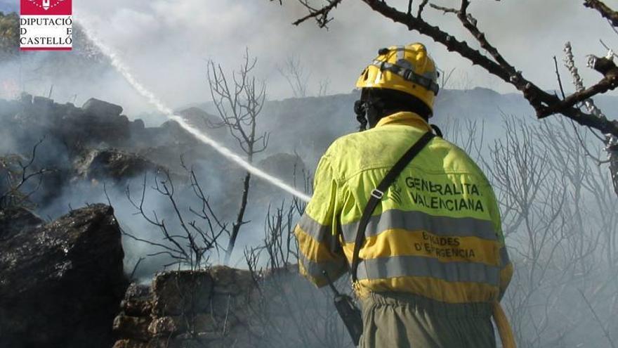 Estabilizado el incendio de Azuébar, en el límite de la Serra d&#039;Espadà