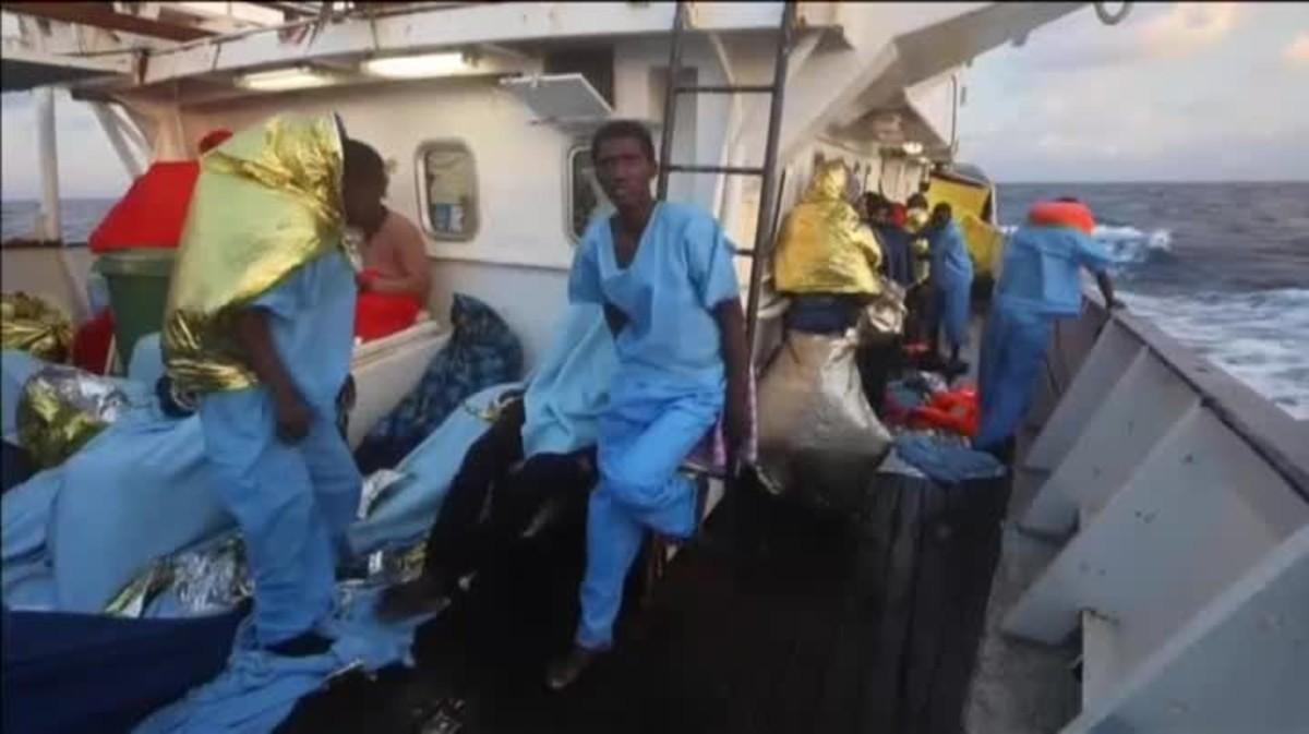 Itàlia immobilitza el vaixell de l’oenagé catalana Proactiva Open Arms que havia desembarcat 218 migrants al sud de Sicília.