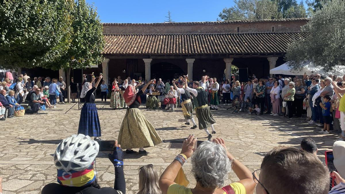 Una imagen de la Mostra de ball mallorquí que se ha celebrado en el santuario.