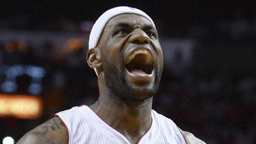 El alero de los Heat, Lebron James.