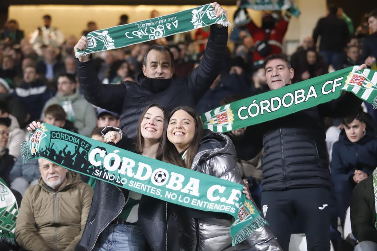 Córdoba CF-Málaga | Las imágenes de la afición en El Arcángel