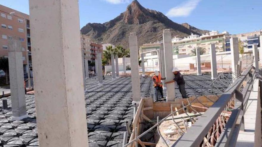 Las obras para el nuevo centro educativo, dentro del Parque de San Roque, se acabarán en marzo.