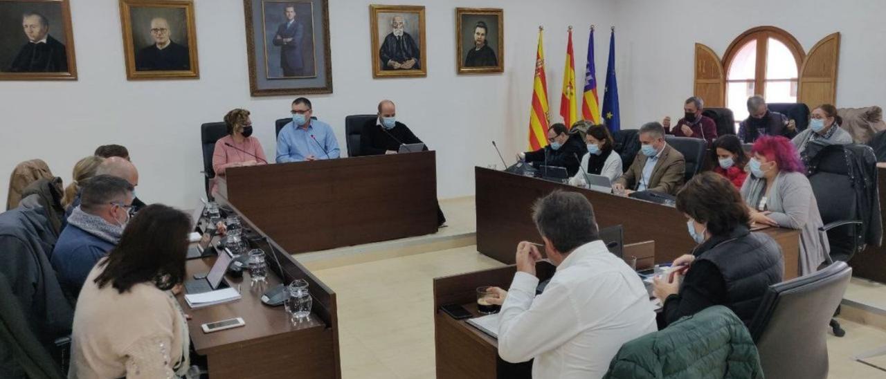 Un momento del pleno municipal celebrado ayer en Sant Josep. | A.S.J.