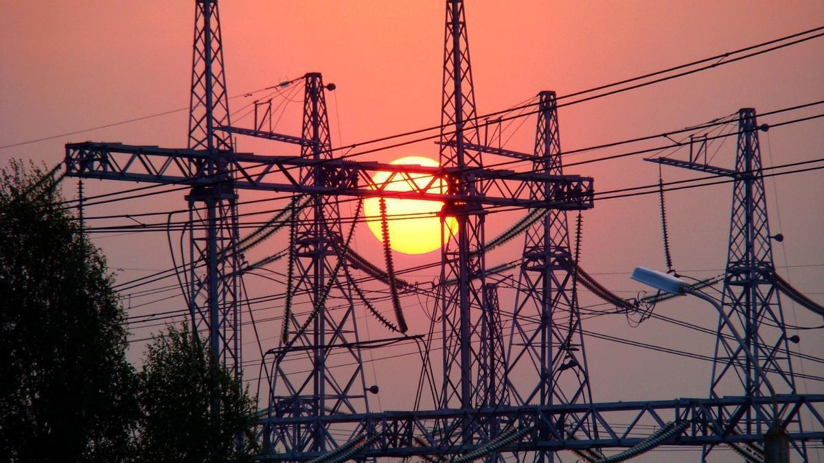 IPC ESPAÑA | La inflación se mantiene en el 2,3% en febrero por la caída en los precios de la electricidad