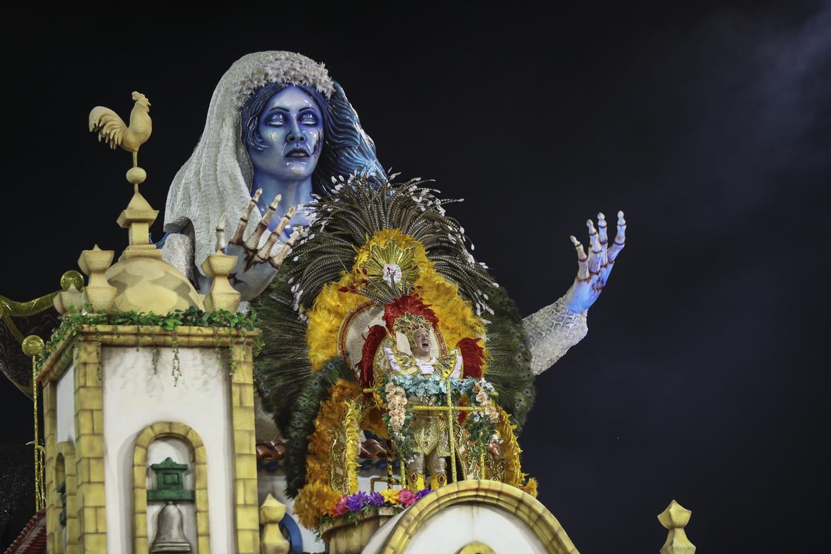 El carnaval de Sao Paulo recupera el esplendor tras la pandemia