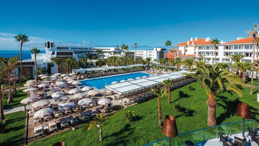 Riu reajusta su planta hotelera en Canarias - El Día