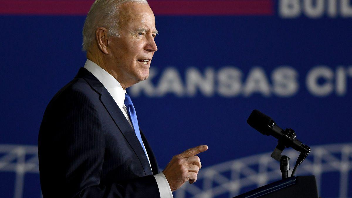 El presidente de Estados Unidos, Joe Biden, en la polemica cumbre por la democracia.