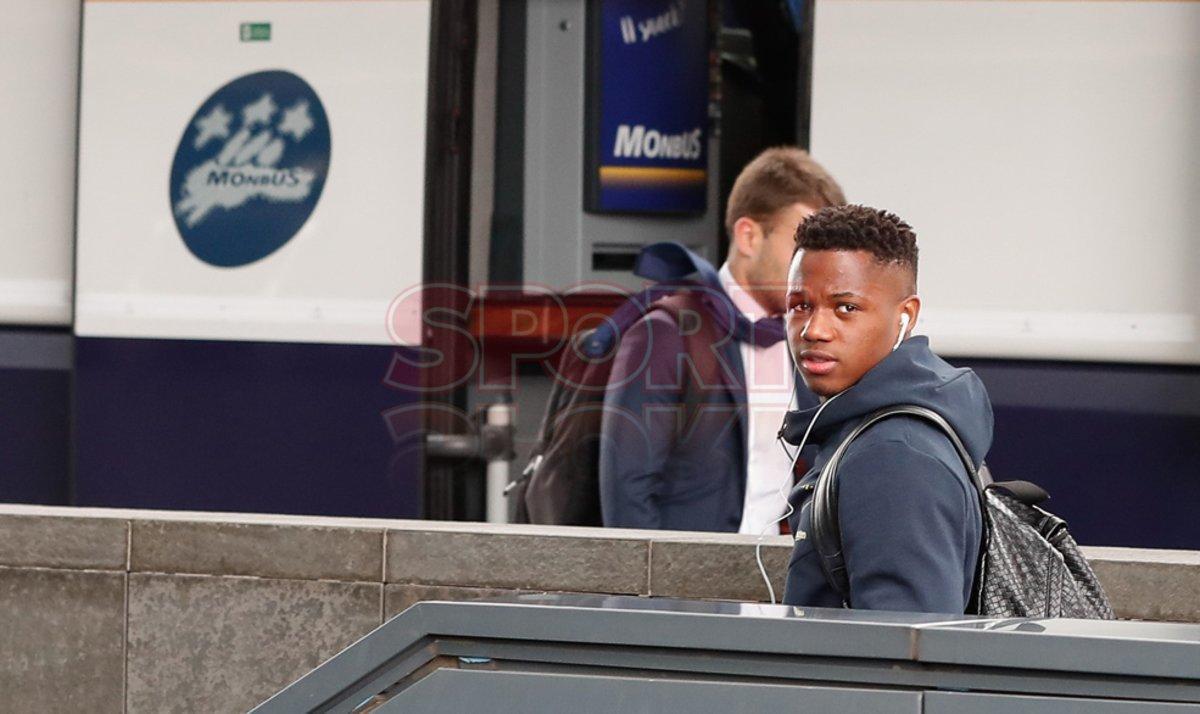 Los jugadores del FC Barcelona llegan a Madrid para la disputa de El Clásico de LaLiga contra el Real Madrid en el Santiago Bernabéu Los jugadores del FC Barcelona llegan a Madrid para la disputa de El Clásico de LaLiga contra el Real Madrid en el Santiago Bernabéu